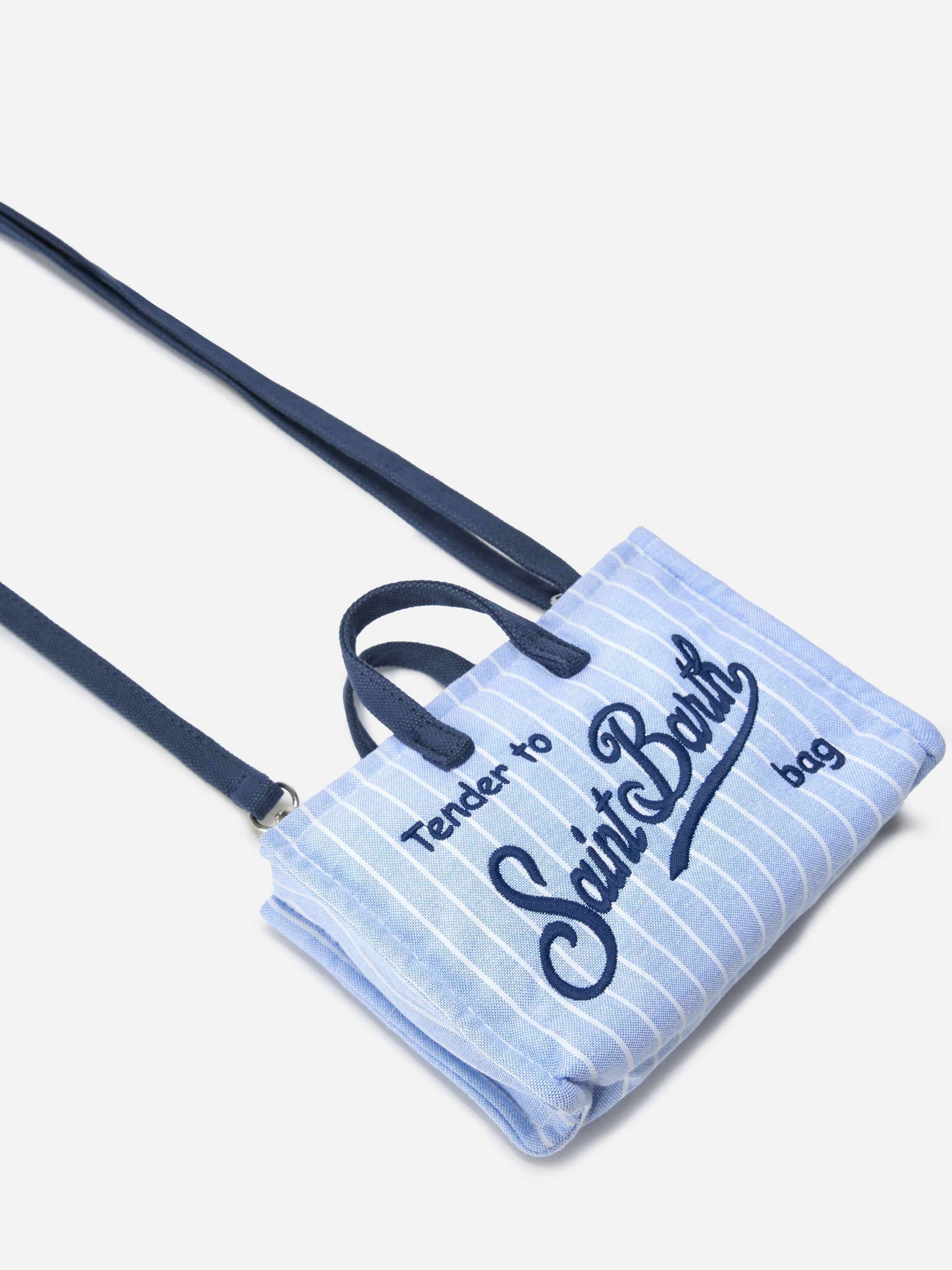 Bolso para teléfono móvil en lona con rayas blancas y azules y logo en contraste
