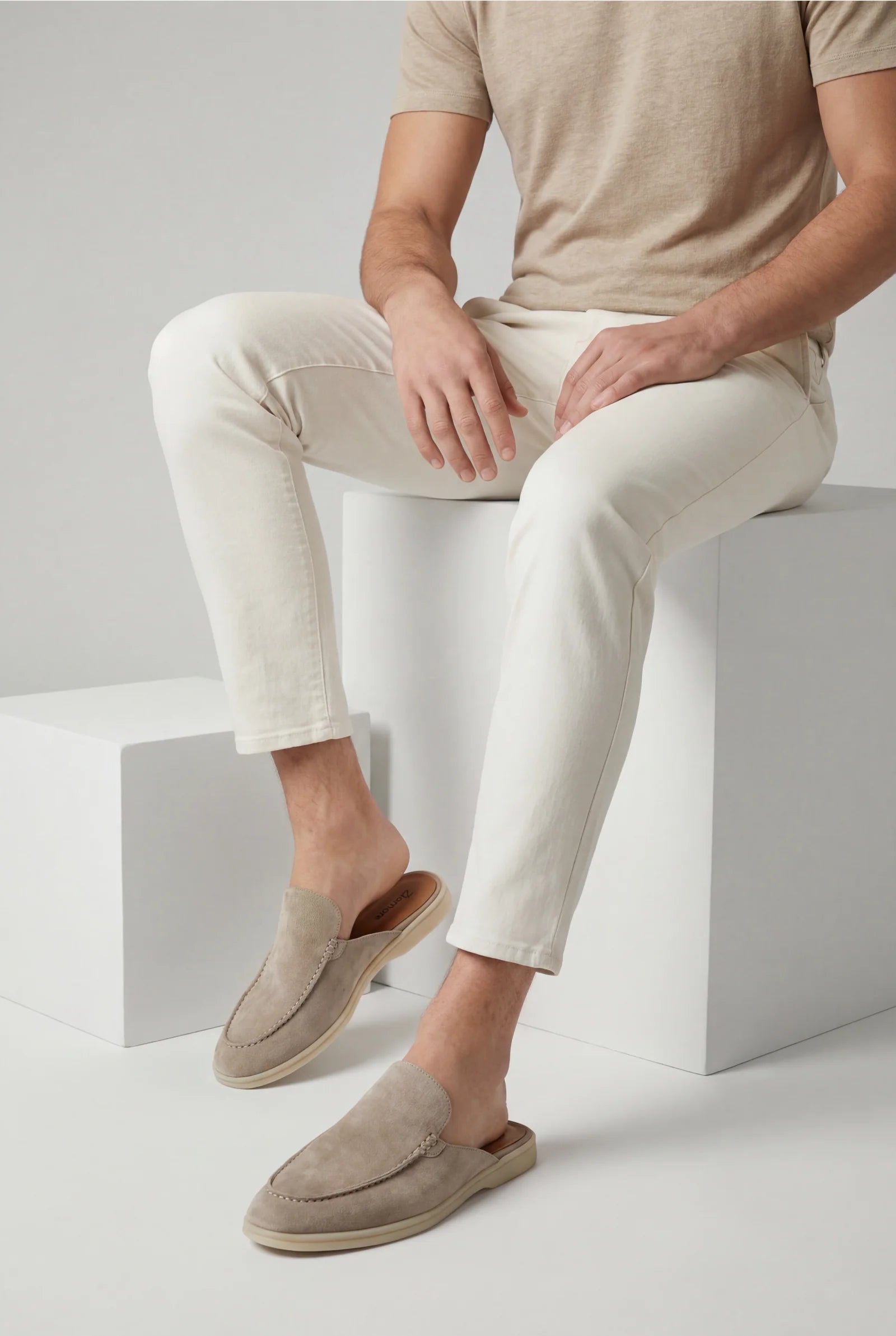 Mules Capri Suede Beige.