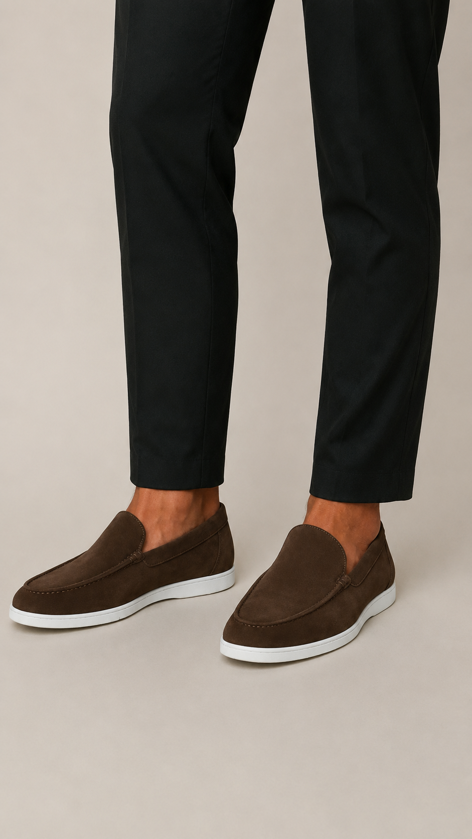 Elegantes mocasines de ante.