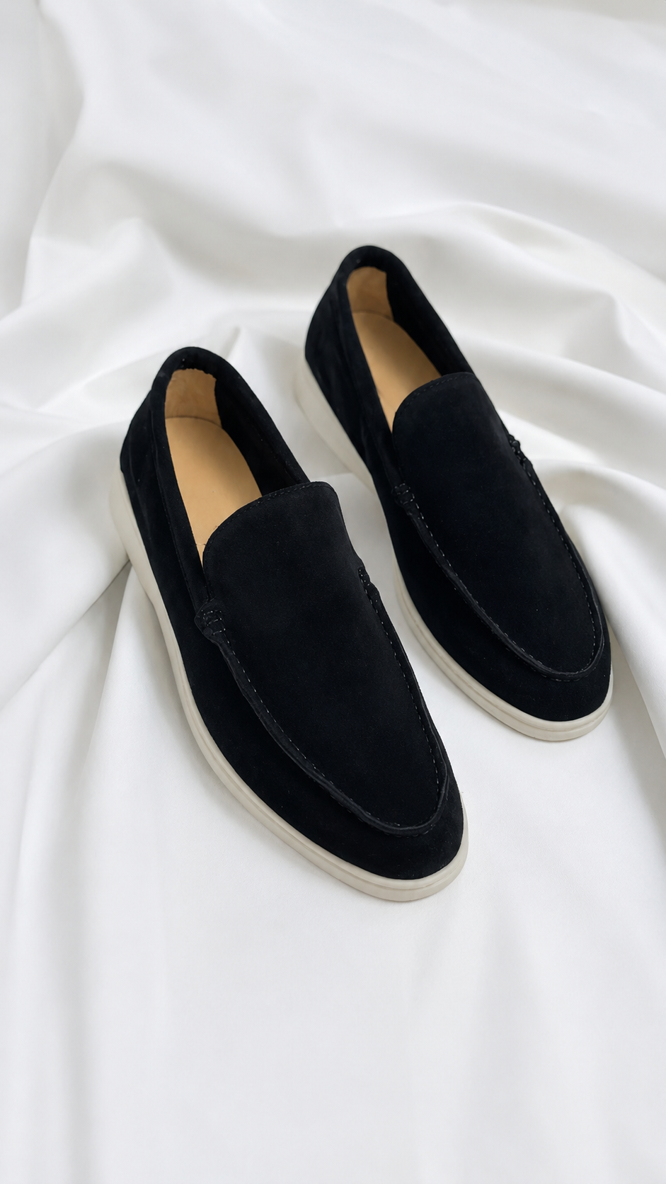 Elegantes mocasines de ante.