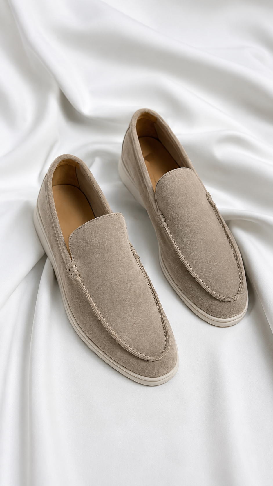 Elegantes mocasines de ante.