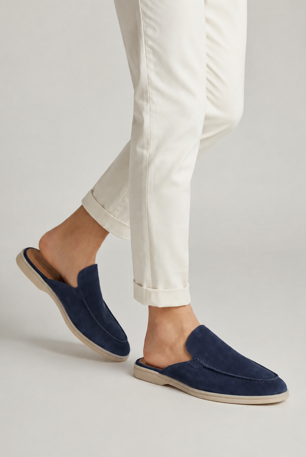 Mules Capri Suede Azul.